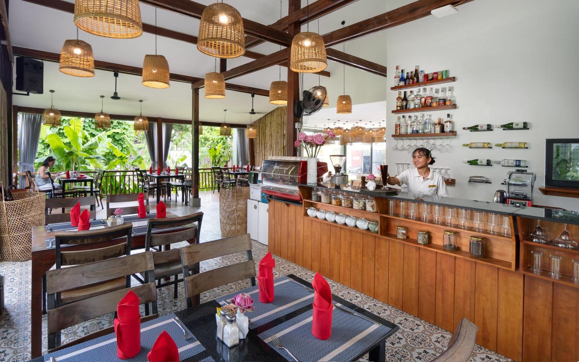 The Jungle Hotel Siem Reap Exterior photo