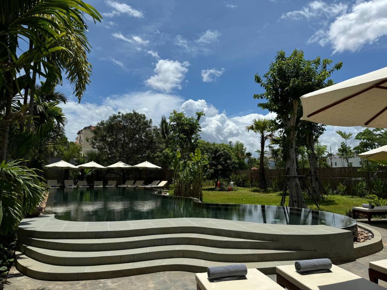 The Jungle Hotel Siem Reap Exterior photo